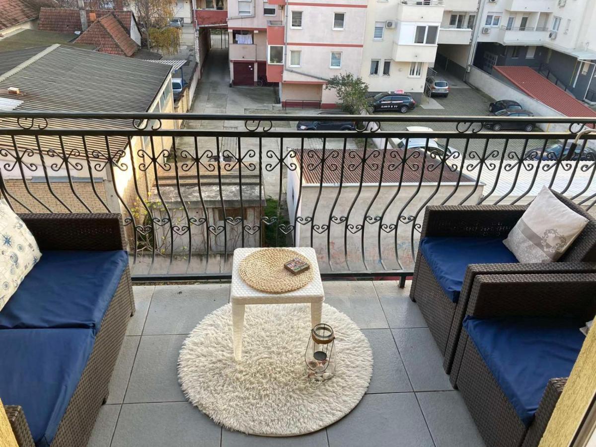 Apartman Anja Novi Sad Exterior photo